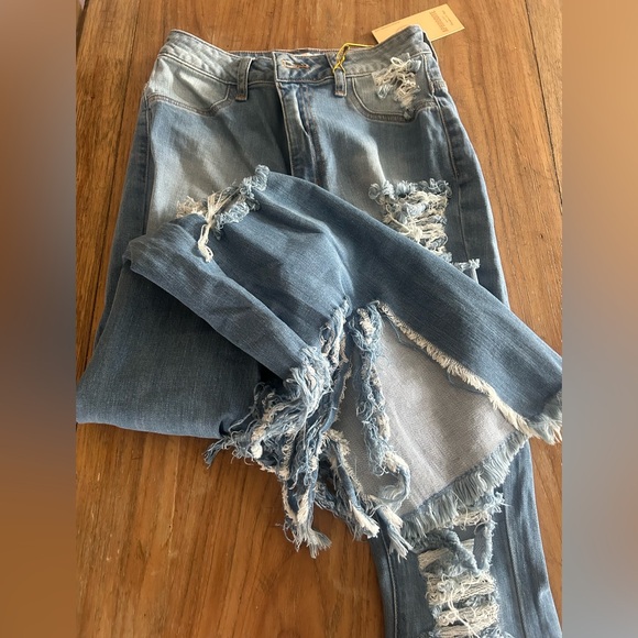 Shredded jeans sexy - Picture 1 of 2